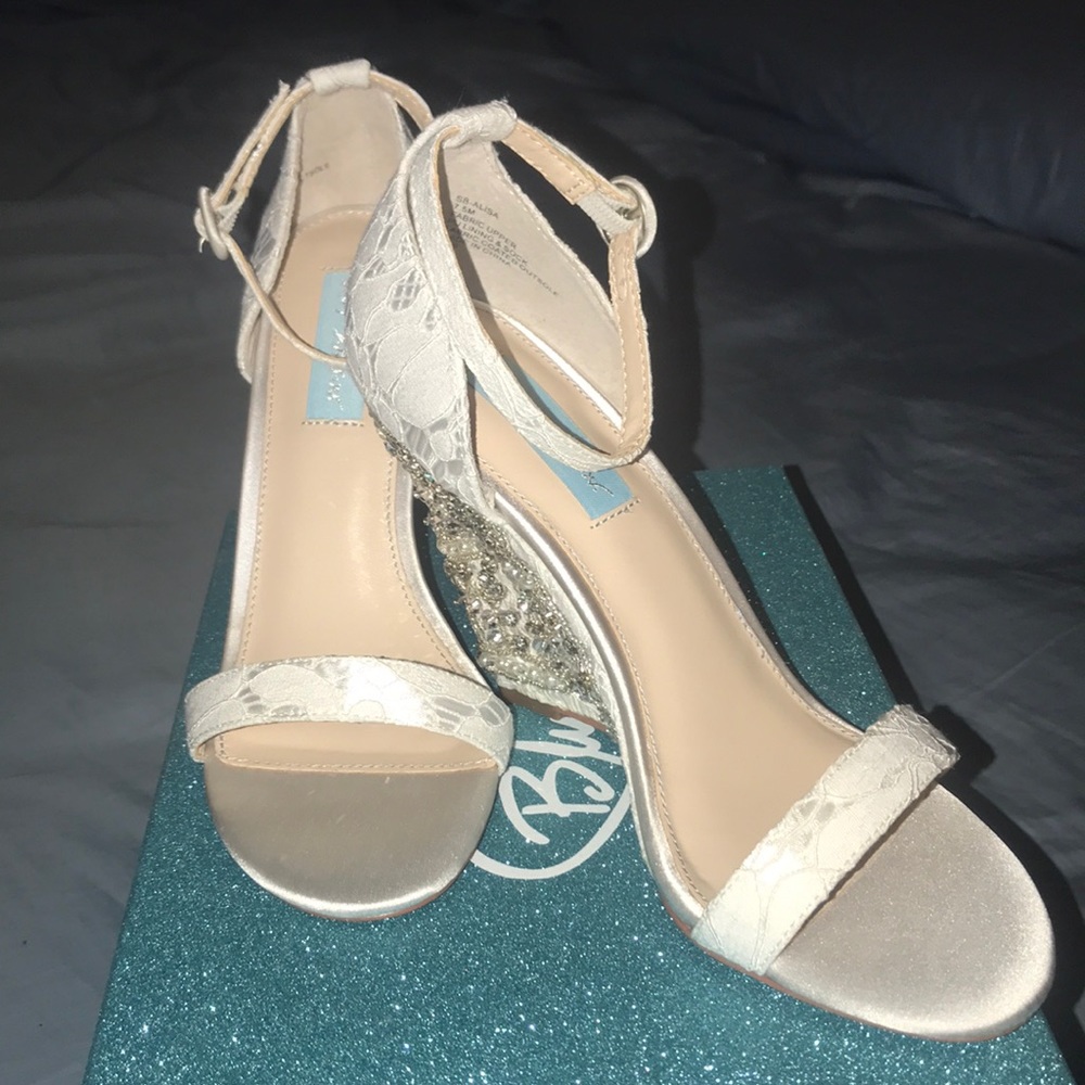 Blue by Betsey Johnson SB Alisa Wedge Bridal Shoes